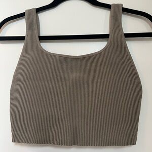 Aritzia Babaton Sculpt Knit Top